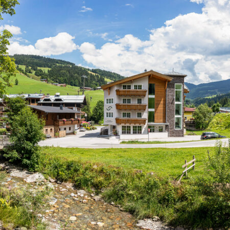 Aussenansicht Sommer